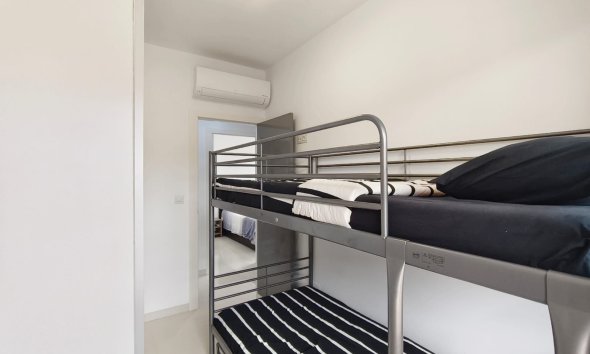 Resale - Apartment - Orihuela Costa - Mil Palmeras