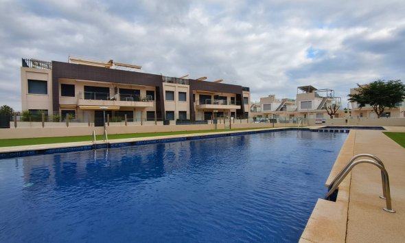 Resale - Apartment - Orihuela Costa - Mil Palmeras