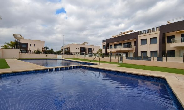 Resale - Apartment - Orihuela Costa - Mil Palmeras