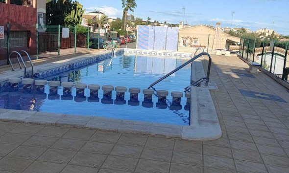 Resale - Apartment - Orihuela Costa - Playa Flamenca