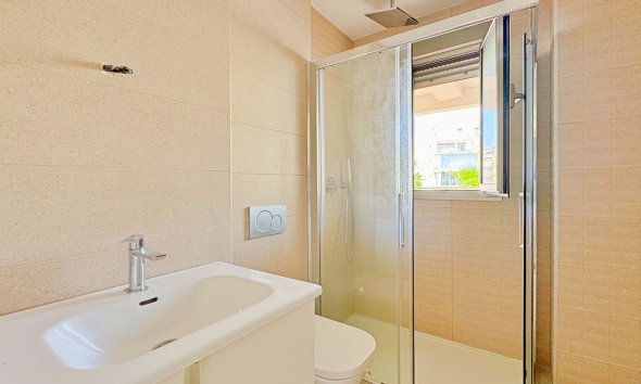 Resale - Apartment - Orihuela Costa - Villamartín