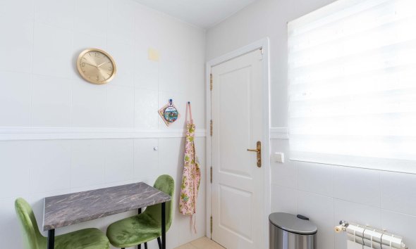 Resale - Villa - Orihuela Costa - Punta Prima