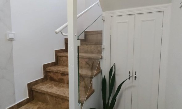 Reventa - Villa - San Miguel de Salinas - Las filipinas