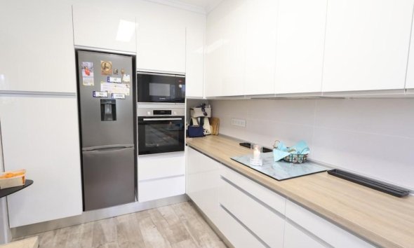 Reventa - Villa - San Miguel de Salinas - Las filipinas