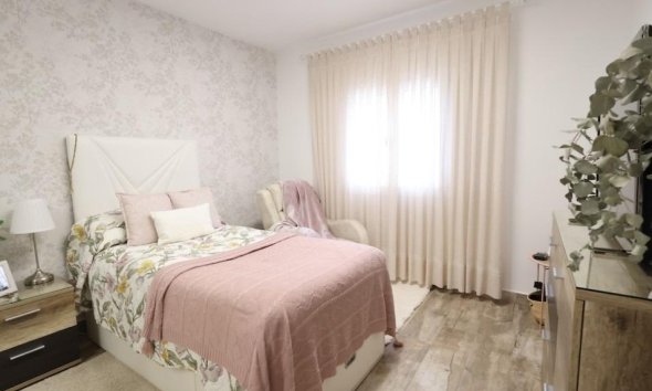 Reventa - Villa - San Miguel de Salinas - Las filipinas