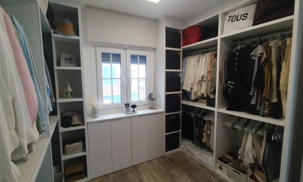 Reventa - Villa - San Miguel de Salinas - Las filipinas