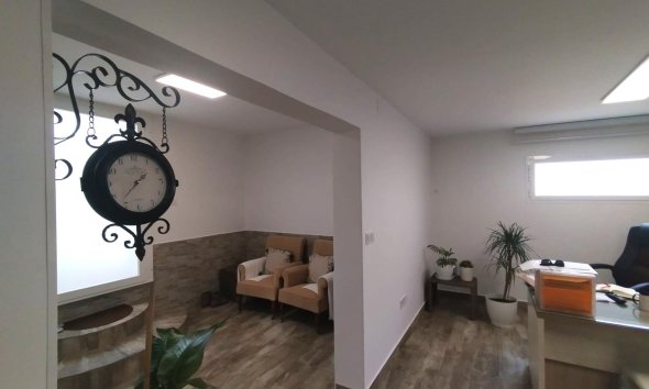 Reventa - Villa - San Miguel de Salinas - Las filipinas