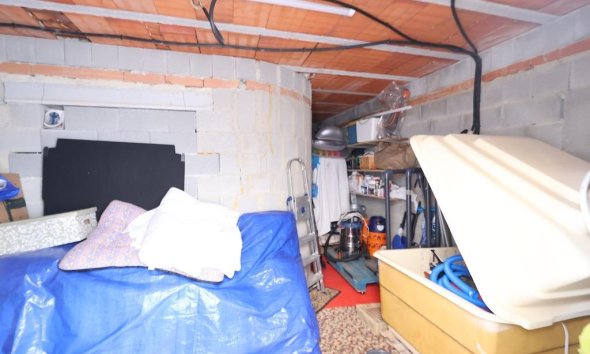 Reventa - Villa - San Miguel de Salinas - Las filipinas