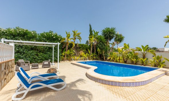 Resale - Villa - San Fulgencio - URB. LA MARINA