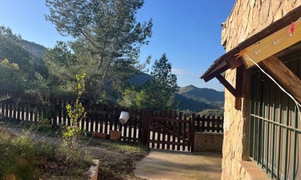 Resale - Farm Estate / Country Property - Murcia