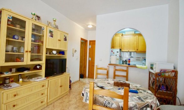 Resale - Apartment - Torrevieja - Playa del cura