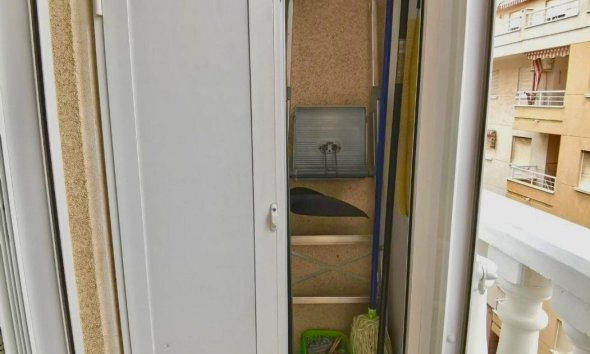 Resale - Apartment - Torrevieja - Playa del cura