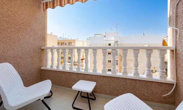 Resale - Apartment - Torrevieja - Playa del cura