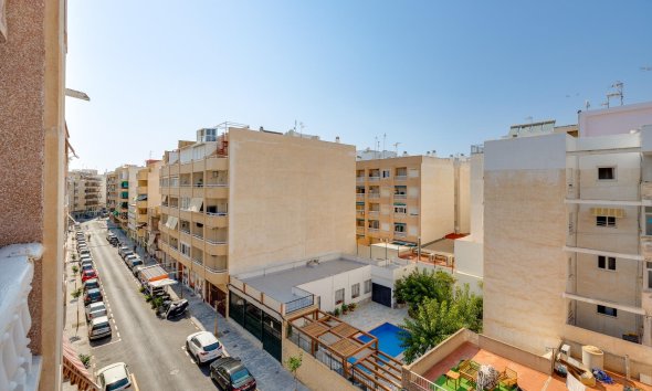 Resale - Apartment - Torrevieja - Playa del cura