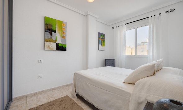 Resale - Apartment - Torrevieja - Playa del cura