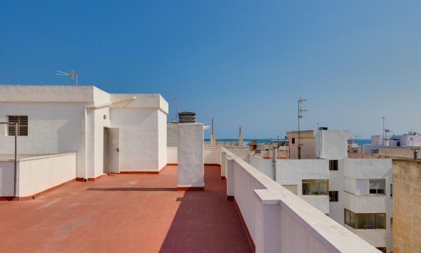 Resale - Apartment - Torrevieja - Playa del cura