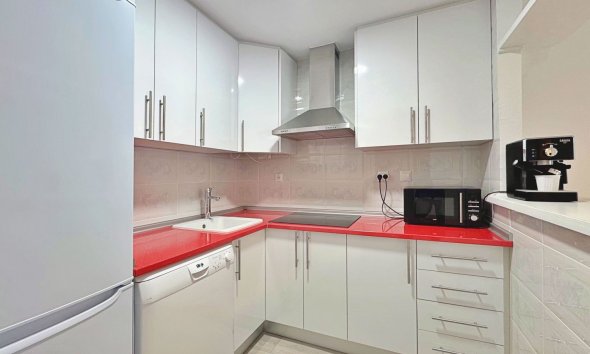 Resale - Apartment - Torrevieja - La Mata