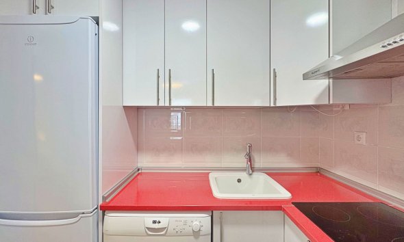 Resale - Apartment - Torrevieja - La Mata
