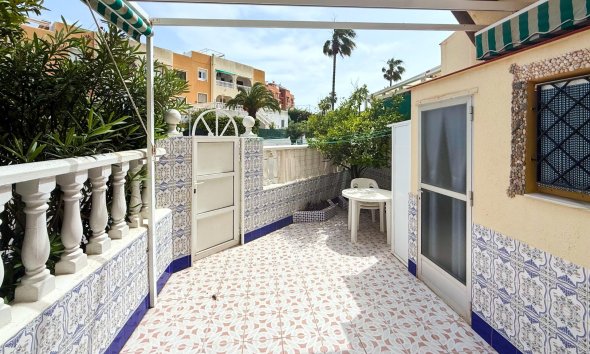 Resale - Bungalow - Torrevieja - Torreblanca