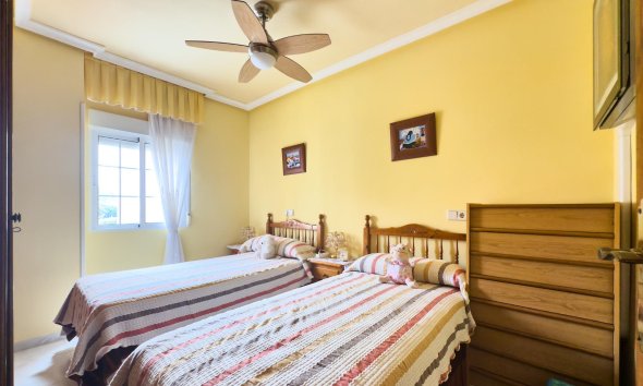 Resale - Bungalow - Torrevieja - Torreblanca