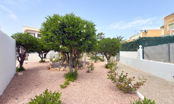 Resale - Bungalow - Torrevieja - Torreblanca