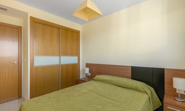 Resale - Apartment - Torrevieja - Punta Prima
