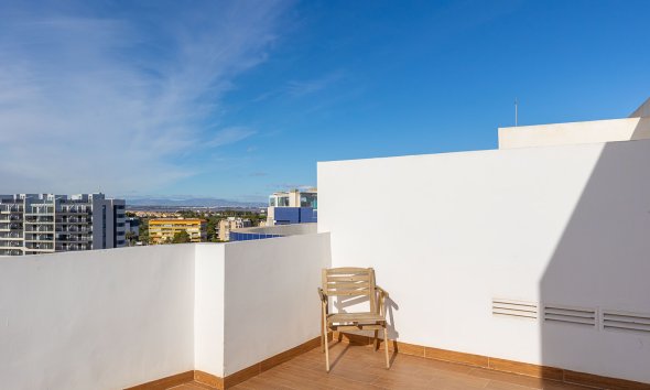 Resale - Apartment - Torrevieja - Punta Prima