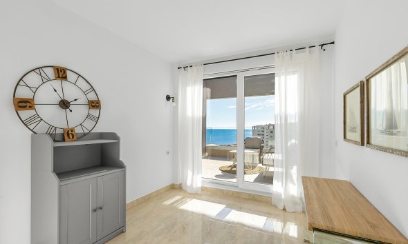 Resale - Apartment - Torrevieja - Punta Prima