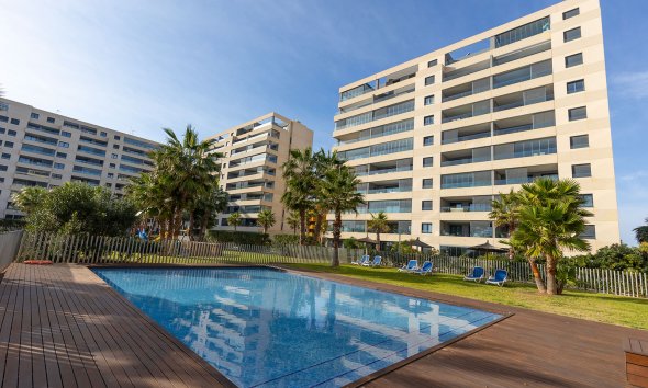 Resale - Apartment - Torrevieja - Punta Prima