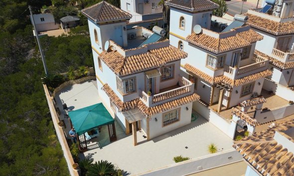 Reventa - Villa - Torrevieja - La Mata