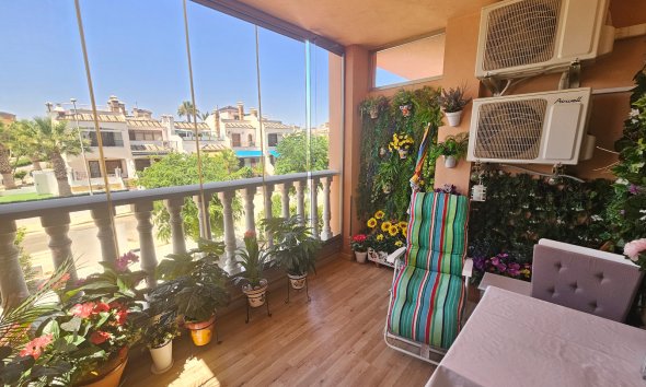 Resale - Apartment - Orihuela Costa - PAU 8