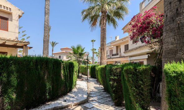 Resale - Terraced house / Townhouse - Orihuela Costa - Playa Flamenca