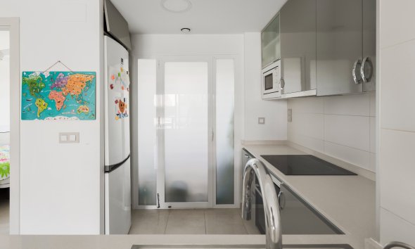 Resale - Apartment - Orihuela Costa - La Zenia