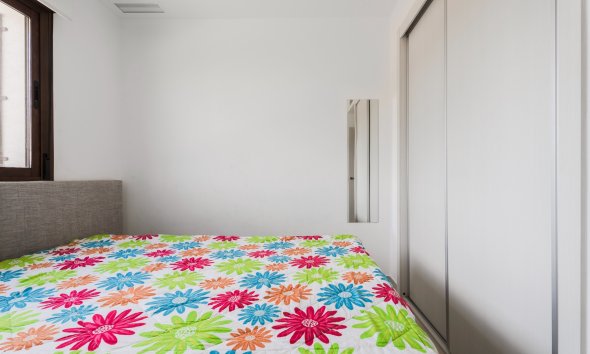 Resale - Apartment - Orihuela Costa - La Zenia