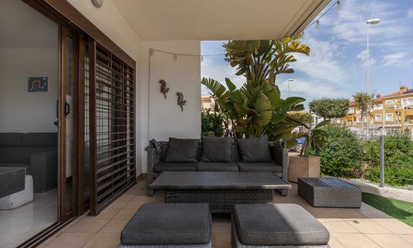 Resale - Apartment - Orihuela Costa - La Zenia