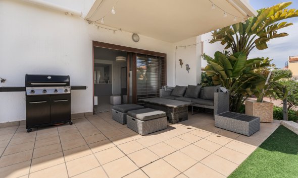 Resale - Apartment - Orihuela Costa - La Zenia