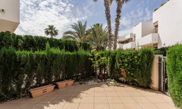 Resale - Apartment - Orihuela Costa - La Zenia