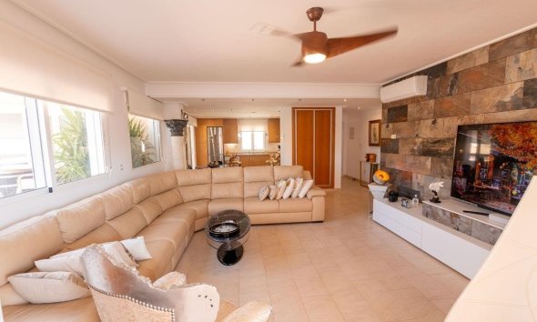 Resale - Apartment - Orihuela Costa - Los Dolses