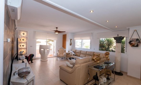 Resale - Apartment - Orihuela Costa - Los Dolses