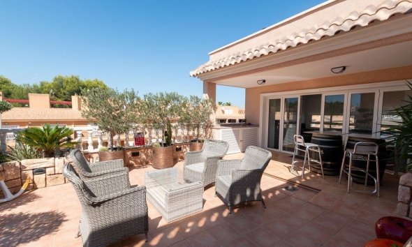 Resale - Apartment - Orihuela Costa - Los Dolses