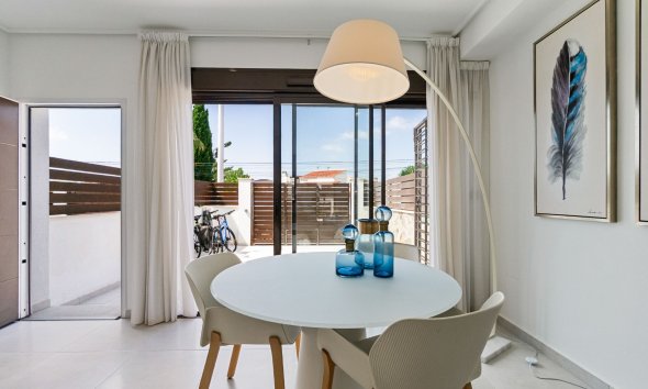 Reventa - Adosado - Torrevieja