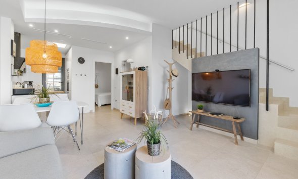 Resale - Terraced house / Townhouse - Orihuela Costa - Villamartín