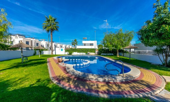 Resale - Terraced house / Townhouse - Orihuela Costa - Villamartín