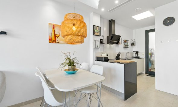 Resale - Terraced house / Townhouse - Orihuela Costa - Villamartín