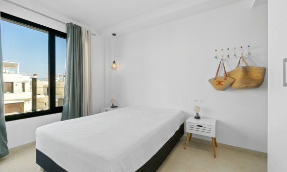 Resale - Terraced house / Townhouse - Orihuela Costa - Villamartín