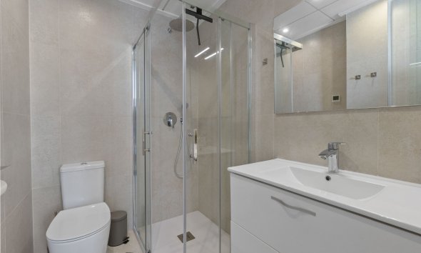 Resale - Terraced house / Townhouse - Orihuela Costa - Villamartín