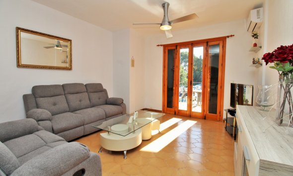 Resale - Apartment - Orihuela Costa - Villamartín