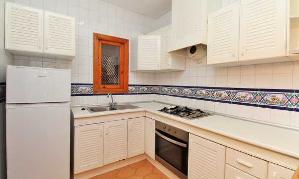 Resale - Apartment - Orihuela Costa - Villamartín