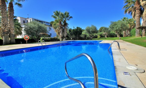 Resale - Apartment - Orihuela Costa - Villamartín