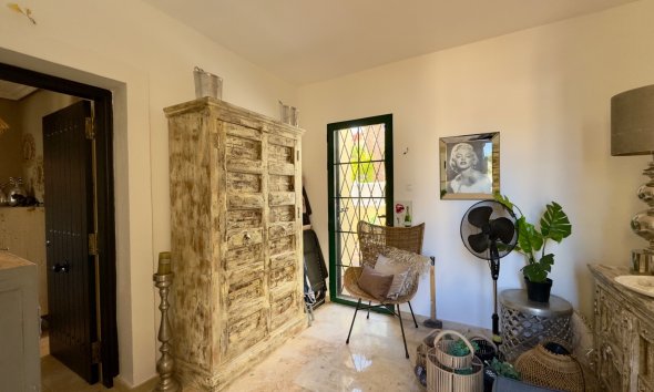 Resale - Villa * - Orihuela Costa - Los Dolses